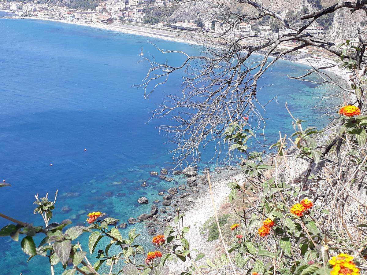 B&B Fragranza Di Sicilia Giardini-Naxos Exterior foto